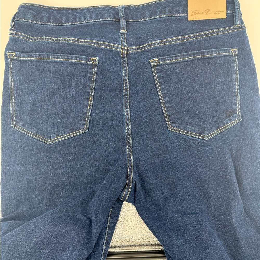 Seven7 Women’s Classic Skinny Navy Straight Jeans size 12 - Picture 1 of 7